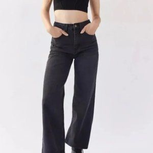 Massimo Dutti black jean high rise cropped